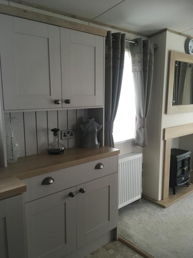 Tattershall Lakes Retreat 3 Bedroom Mini Lodge Waddington  Exterior photo