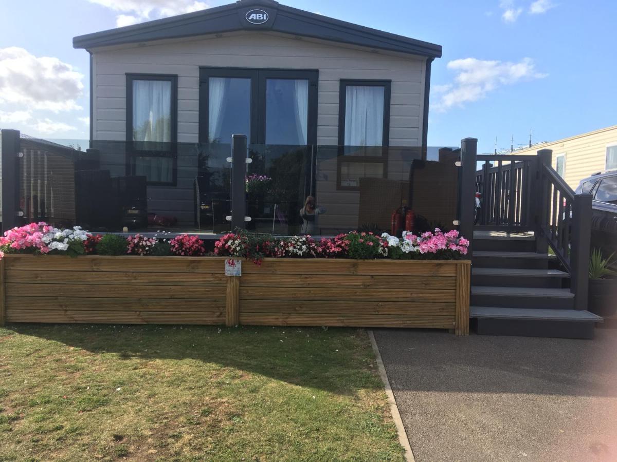 Tattershall Lakes Retreat 3 Bedroom Mini Lodge Waddington  Exterior photo