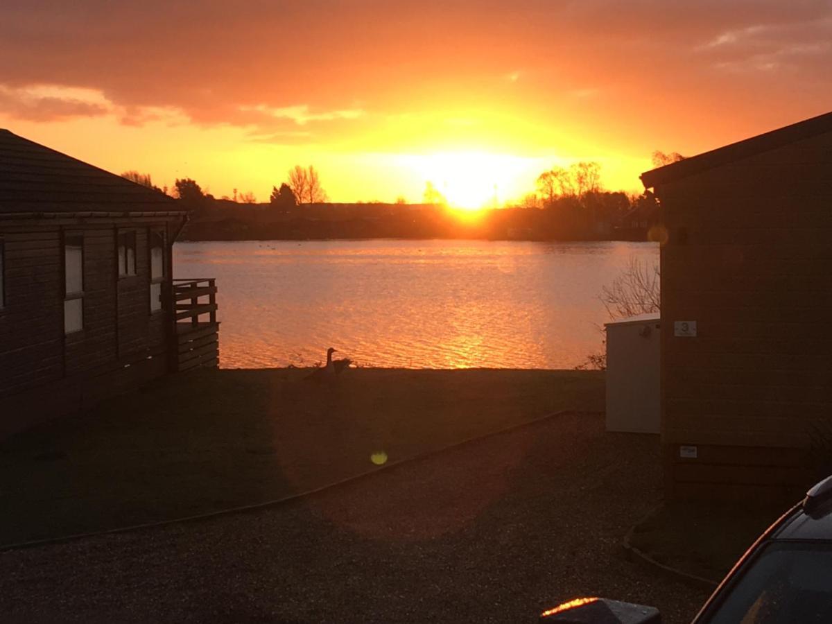 Tattershall Lakes Retreat 3 Bedroom Mini Lodge Waddington  Exterior photo