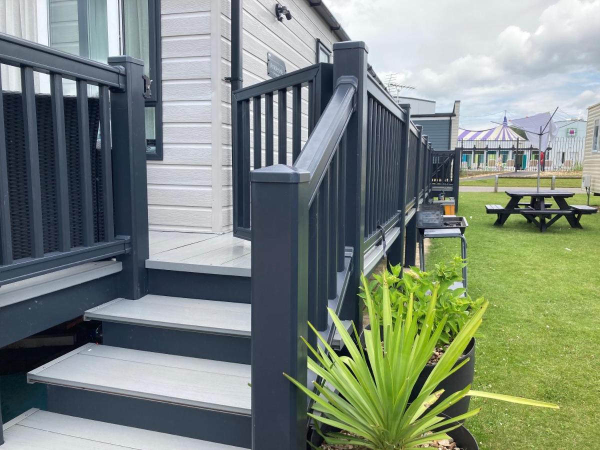 Tattershall Lakes Retreat 3 Bedroom Mini Lodge Waddington  Exterior photo